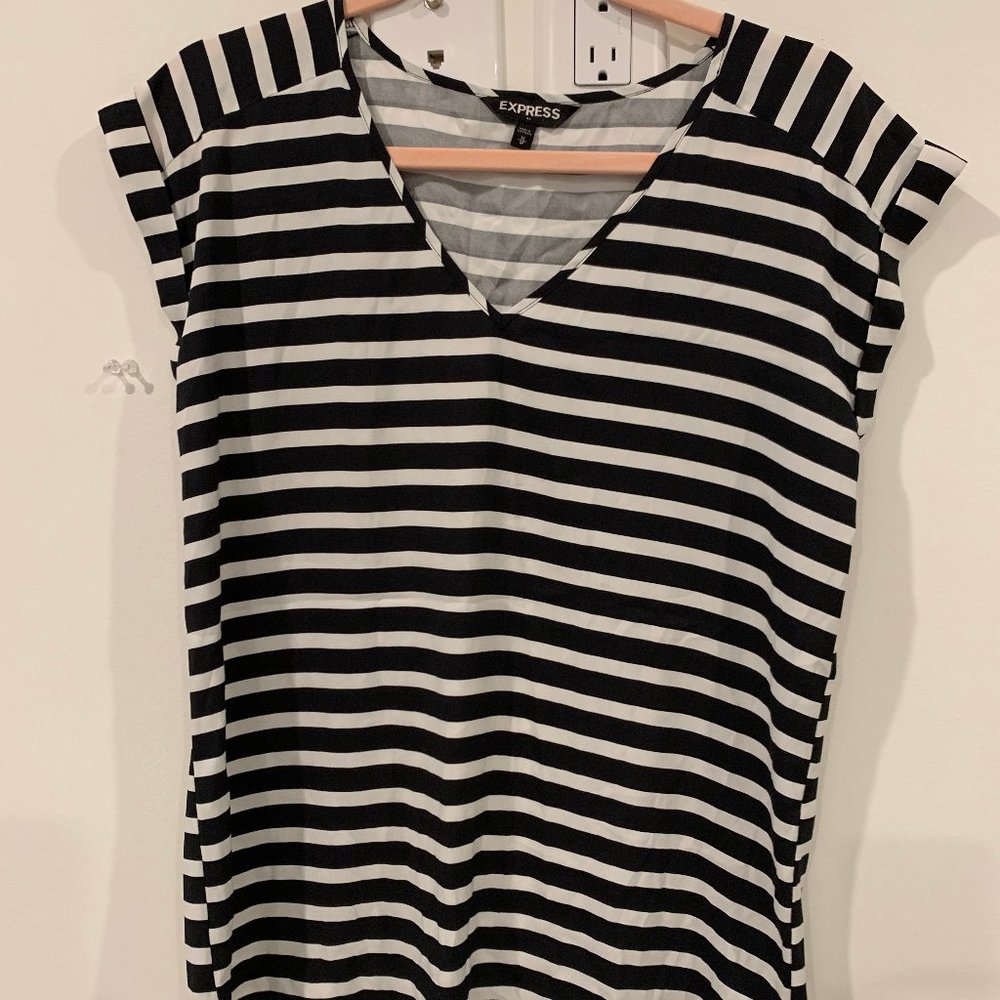 Express women shirt Striped Black / White Size M
